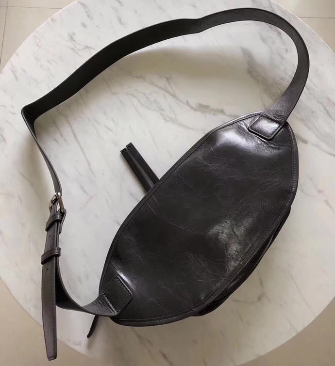 BALENCIAG巴黎世家 胸包 真皮  BL1400
